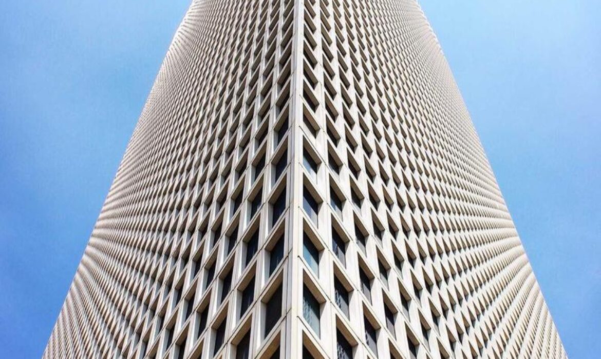 關鍵字策略全攻略：打造高排名網站的實戰方法